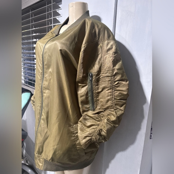 Chic Olive Bomber Jacket for Women XL - Picture 2 of 10